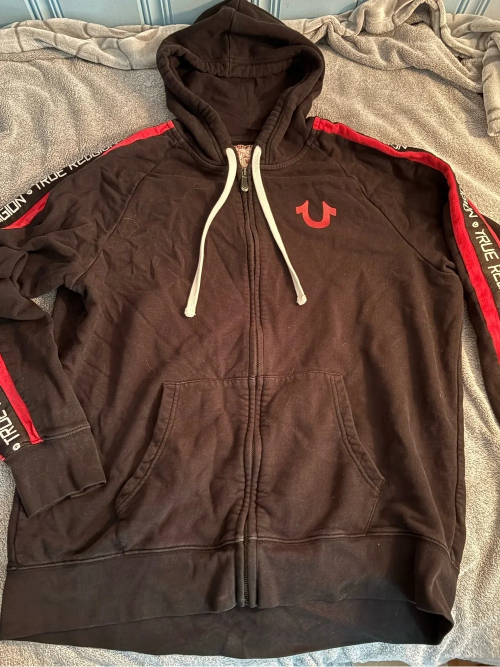 True Religion Hoodie Mens 2XL Black Red Zip Up Jacket Athletic Logo 100% Cotton